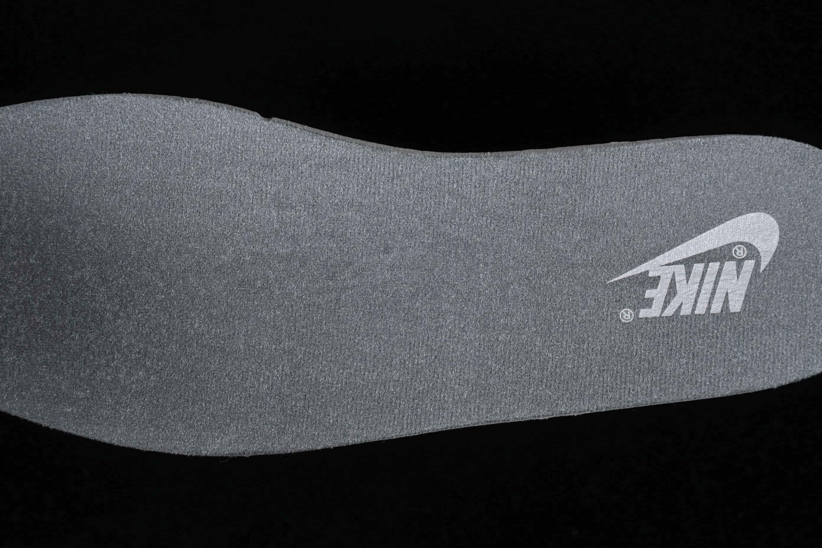 All Categories Nk SB Dunk Series Nk SB Dunk Low Low-top sneakers Cost-effective version Nk Dunk Low "Grey Gum" Dark gray suede SB low-top casual sports skateboard shoes FV0389-100